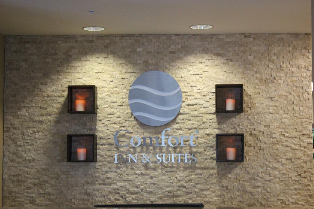 Comfort Inn & Suites Edmonton International Airport Nisku Zewnętrze zdjęcie