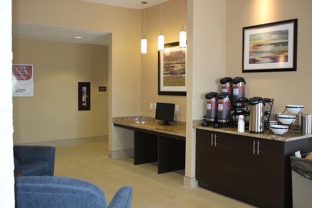 Comfort Inn & Suites Edmonton International Airport Nisku Zewnętrze zdjęcie