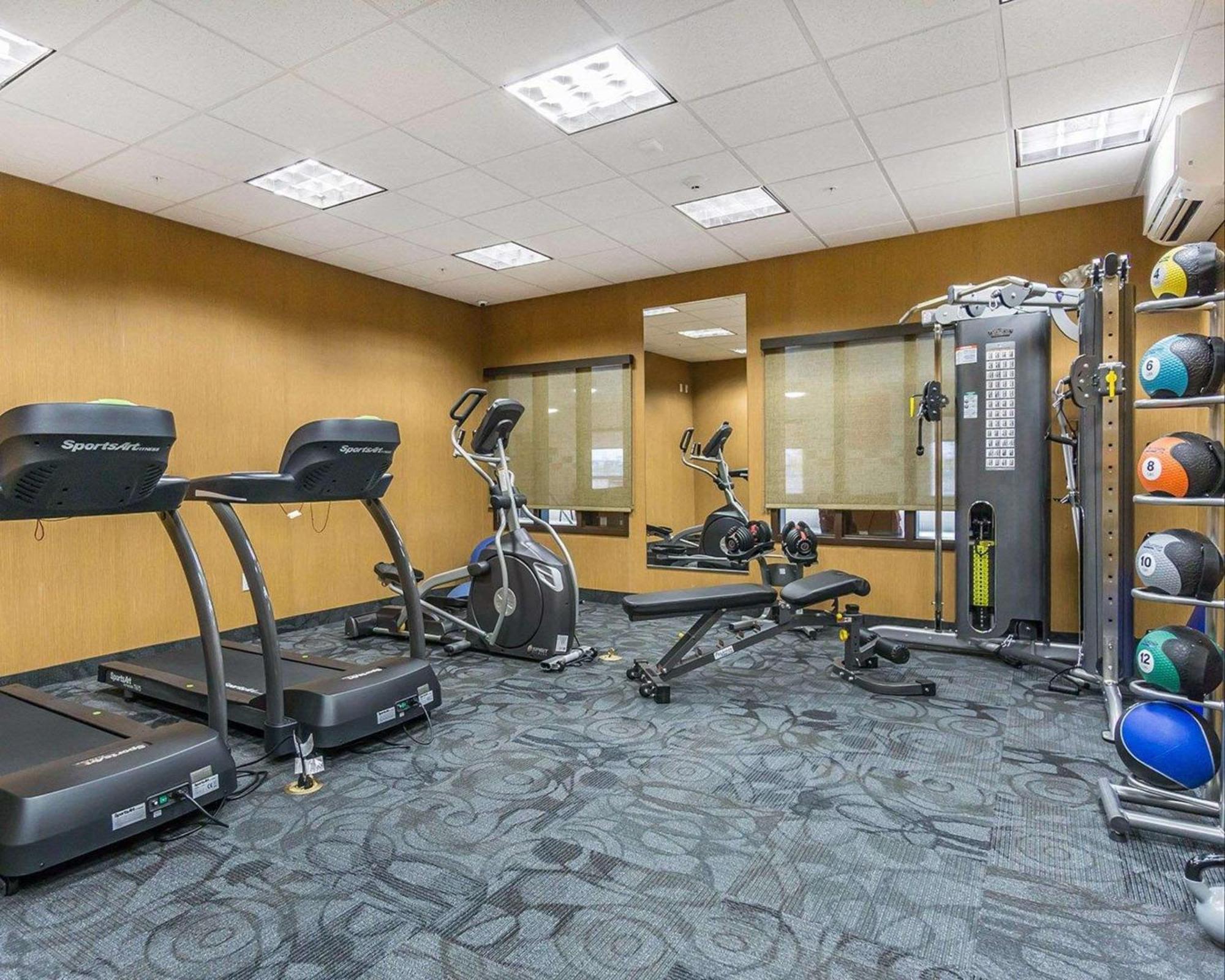 Comfort Inn & Suites Edmonton International Airport Nisku Zewnętrze zdjęcie