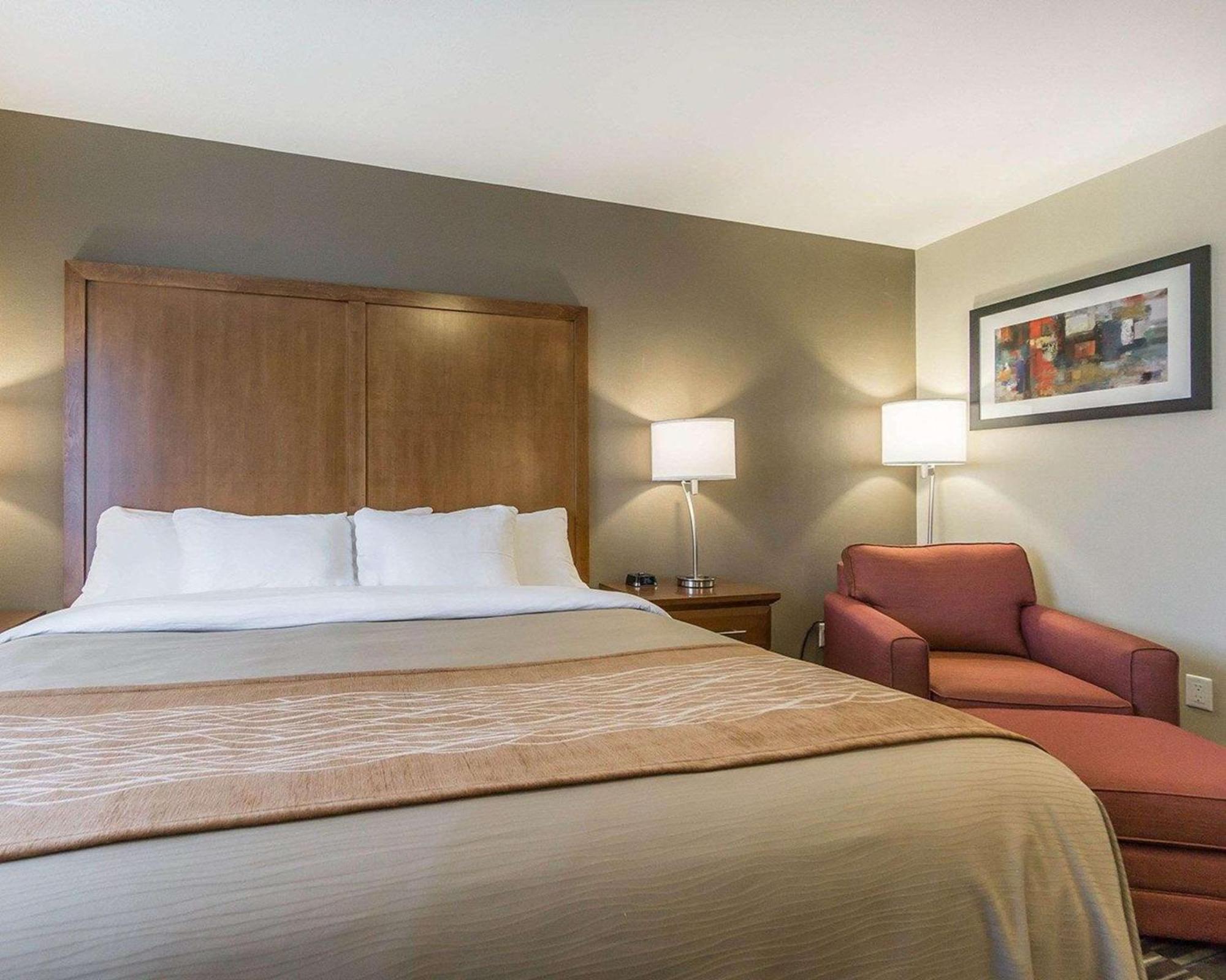 Comfort Inn & Suites Edmonton International Airport Nisku Zewnętrze zdjęcie